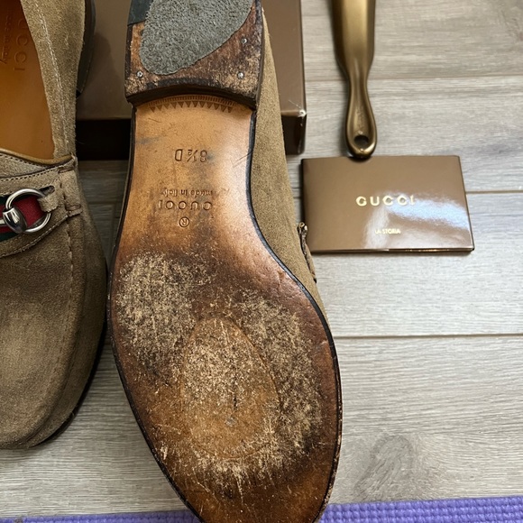 Men’s Gucci Suede Horsebit Loafers. Size 8.5 - Picture 9 of 9